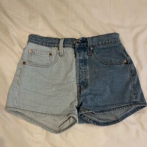 Levi two toned jean shorts